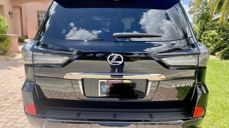 Lexus LX • 2020 • 95,600 km