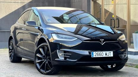 Tesla Model X • 2018 • 95,000 km