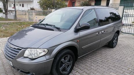 Chrysler Grand Voyager • 2009 • 89,000 km
