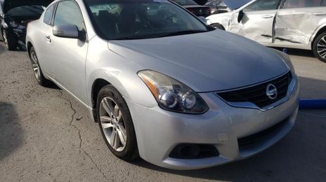 Nissan Altima • 2010 • 10,000 mi