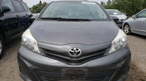 Toyota Yaris • 2013 • 2 km
