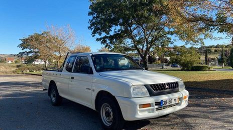 Mitsubishi L200 • 1998 • 200,000 km