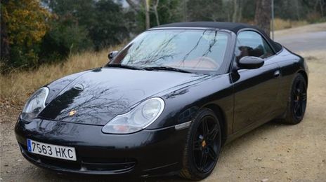 Porsche 911 Carrera • 1999 • 150,000 km