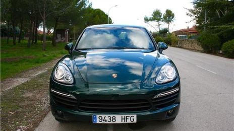 Porsche Cayenne • 2011 • 126,000 km