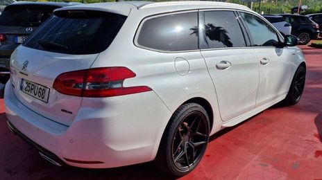 Peugeot 308 • 2015 • 153,240 km