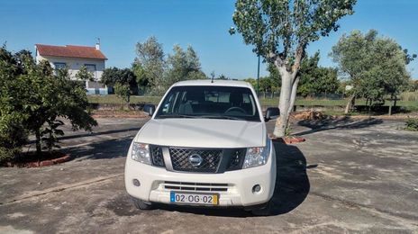 Nissan Navara • 2013 • 250,000 km