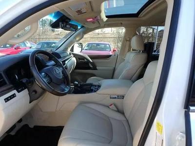 Lexus LX • 2018 • 8,000 km