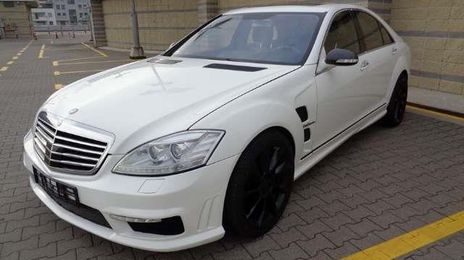 Mercedes-Benz S • 2006 • 179,000 km