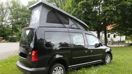 Volkswagen Caddy • 2016 • 69,600 km