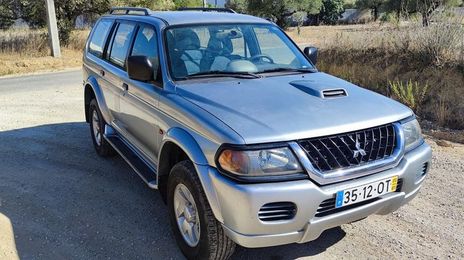 Mitsubishi Pajero Wagon • 2000 • 259,000 km