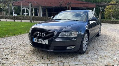 Audi A8 • 2009 • 234,000 km
