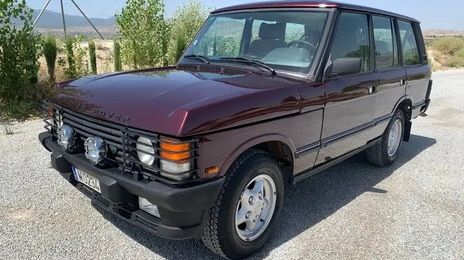 Land Rover Range Rover • 1994 • 240,000 km