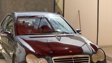 Mercedes-Benz C-Class • 2001 • 145,000 km