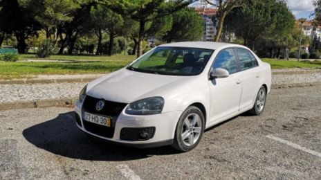 Volkswagen Jetta • 2009 • 225,000 km