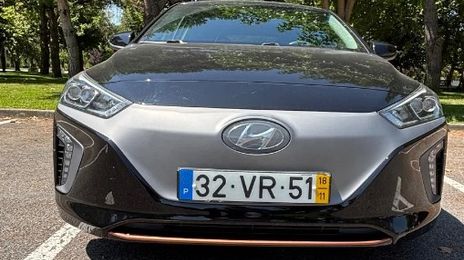 Hyundai Ioniq Electric • 2018 • 125,950 km