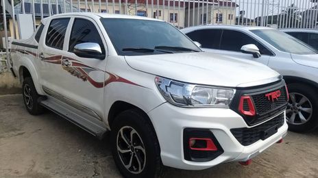 Toyota Hilux • 2016 • 31 km
