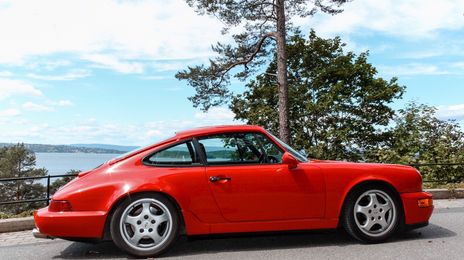Porsche 911 • 1993 • 97,000 km