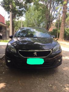 Peugeot 308 • 2017 • 67,000 km
