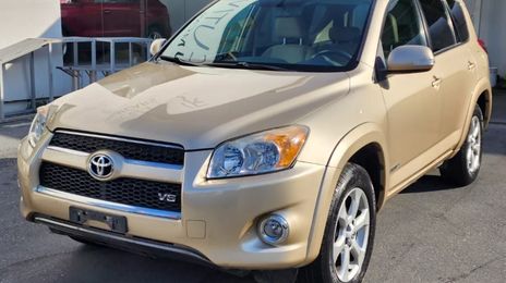 Toyota RAV4 • 2015 • 50,000 km