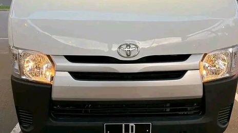Toyota Hiace • 2026 • 3,000 km