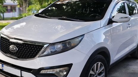 Kia Sportage • 2015 • 127,000 mi