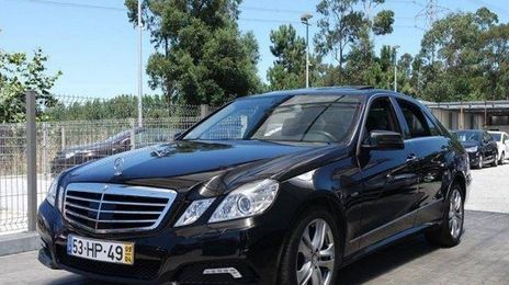 Mercedes-Benz E • 2009 • 180,000 km