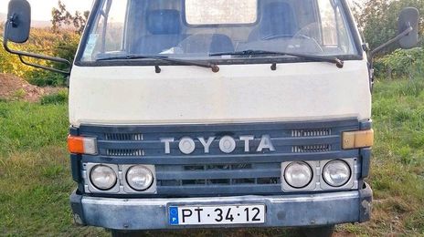 Toyota Dyna • 1986 • 250,000 km