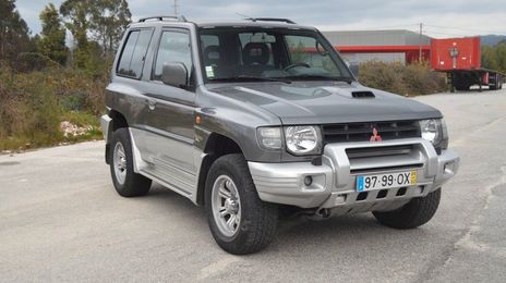 Mitsubishi Pajero • 2000 • 250,000 km