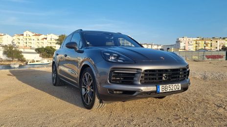 Porsche Cayenne • 2020 • 107,000 km