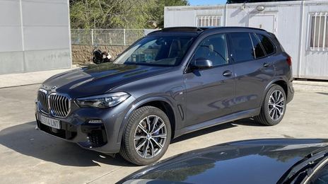 BMW X5 • 2021 • 68,878 km