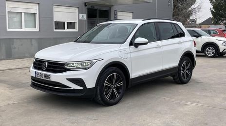 Volkswagen Tiguan • 2022 • 74,959 km