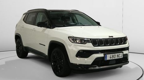 Jeep Compass • 2025 • 3,782 km