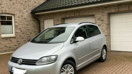 Volkswagen Golf Plus • 2015 • 450,000 km