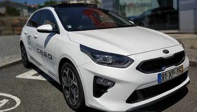 Kia Cee`d • 2019 • 14,900 km