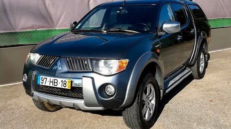 Mitsubishi L200 • 2008 • 29,999 km