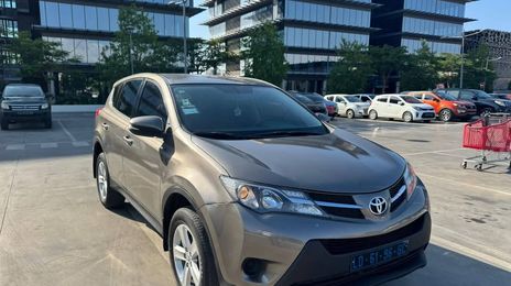 Toyota RAV4 • 2022 • 3,000 km