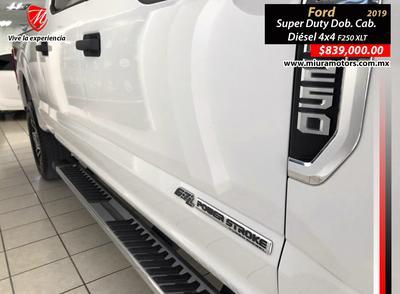 Ford F-250 • 2019 • 25,000 km