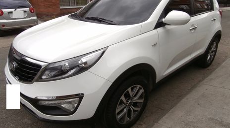 Kia Sportage • 2015 • 100,000 km