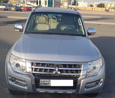 Mitsubishi Pajero • 2015 • 80,000 km