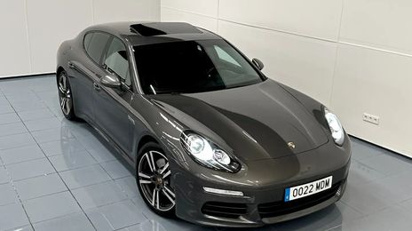 Porsche Panamera • 2014 • 144,000 km