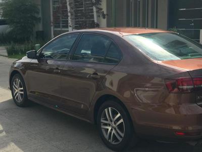 Volkswagen Jetta • 2016 • 60,000 km