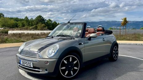 MINI Cooper • 2007 • 157,623 km