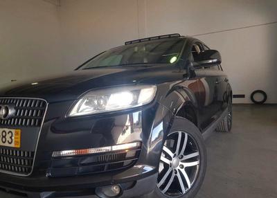Audi Q7 • 2006 • 299,999 km
