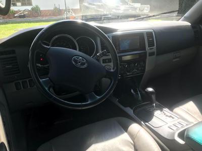 Toyota 4-Runner • 2007 • 130,000 km