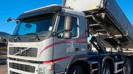 Volvo XC40 • 2001 • 250,000 km