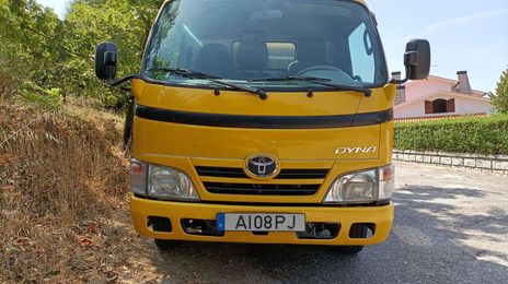 Toyota Dyna • 2009 • 129,000 km