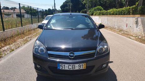 Opel Astra • 2006 • 200,000 km