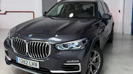 BMW X5 • 2020 • 57,100 km