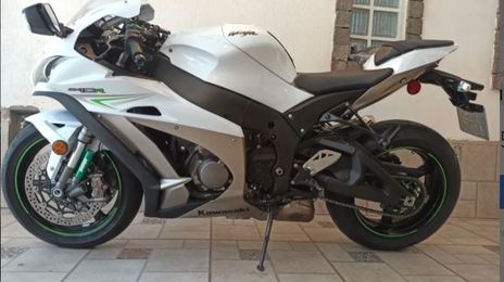 Kawasaki ninja zx 10r abs • 2017 • 20,000 km
