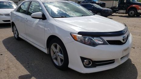 Toyota Camry • 2013 • 10,000 mi